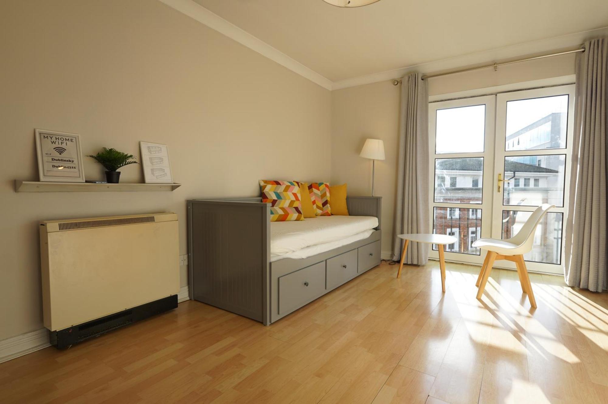 ダブリンCity Center Apt Free Parkingアパートメント エクステリア 写真
